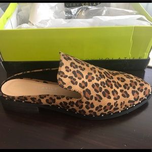 Very Volatile Leopard Mules